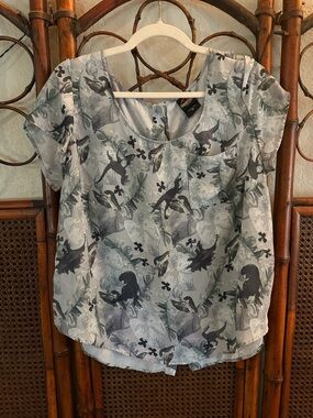 Gray Floral Scoop Neck Women's Blouse with Pocket